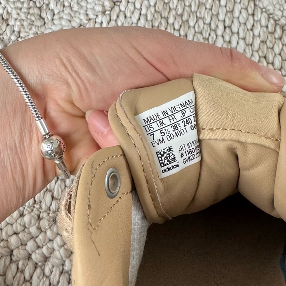 Super trendy Adidas Forum Low Nude&White women’s 7 - Picture 8 of 9